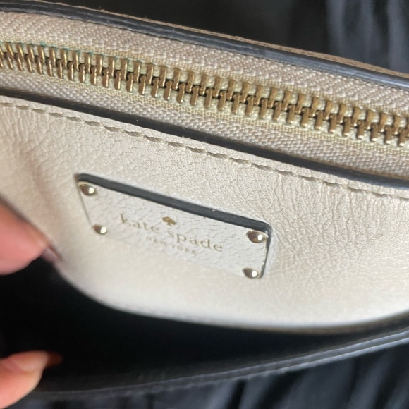 Kate spade cross body - Picture 4 of 4